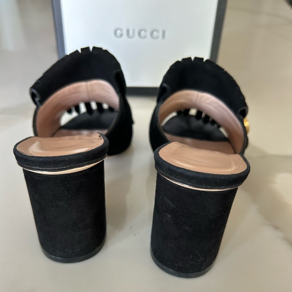 Gucci Scamosciato fringe heel sandal, GG Marmont logo, Black suede, Size 35.5 - Picture 4 of 9